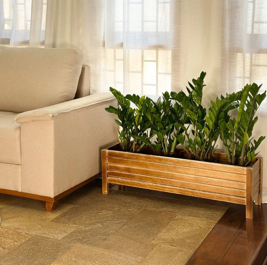 Como combinar móveis de jardim com vasos decorativos?